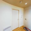 Photo 5: Entry hallway.