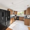 Photo 10: Kitchen