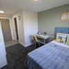 Photo 2: Room 4, En-suite room