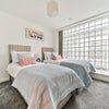 Photo 3: Twin bedroom with smart TV – can also be arranged as a king