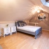 Photo 6: Room 4