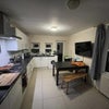 Photo 6: Kitchen - furnished