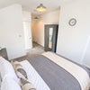 Photo 4: Room 6 En Suite