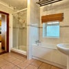 Photo 4: Bathroom 