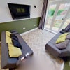 Photo 7: Lounge