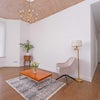 Photo 2: Lounge