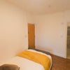 Photo 5: ROOM 3