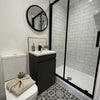 Photo 3: Room 3 En-Suite