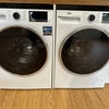 Photo 3: 2 Washing Machines