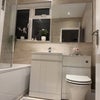 Photo 2: Bathroom 