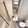 Photo 4: Room 2 - En-Suite