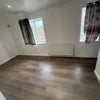 Photo 5: 950 per month