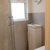 Photo 3: En-suite