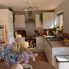 Photo 7: Light kitchen