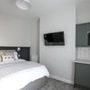 Photo 3: Room 4