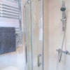Photo 6: Room 3 Ensuite