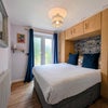 Photo 6: Bedroom
