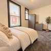 Photo 5: room 2
