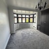 Photo 6: room 4