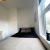 Photo 6: Room 4