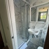 Photo 6: Room 4 En suite