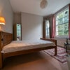 Photo 4: Bedroom