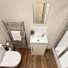 Photo 3: Room 4 - En-Suite