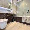 Photo 5: Main en-suite bathroom