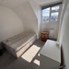Photo 7: ROOM 8