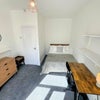 Photo 3: Room 3 En Suite