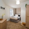 Photo 15: smaller ensuite