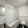 Photo 6: 1st Communal bathroom