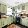 Photo 6: Kitchen 