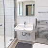 Photo 2: Room 4 En-Suite