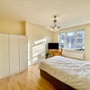 Photo 2: XL-size double room for single use: £285pw/1235pcm