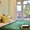 Photo 2: Bay window