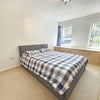 Photo 2: Bright sunny double room
