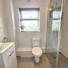 Photo 7: Showerroom