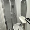 Photo 4: En-suite bathroom 