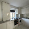 Photo 7: Kitchen