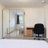 Photo 6: Room 3