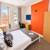 Photo 8: Room 4