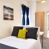 Photo 3: En Suite Room