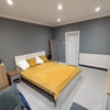 Photo 6: Room 2