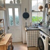 Photo 2: kitchen