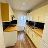 Photo 4: Kitchen