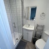 Photo 2: ROOM 3 ENSUITE £725