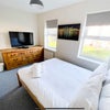 Photo 7: Double bedroom