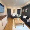 Photo 3: Lounge Area