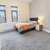 Photo 2: Room 3 En Suite